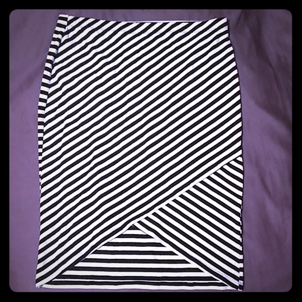 Black & White Striped Midi Skirt
